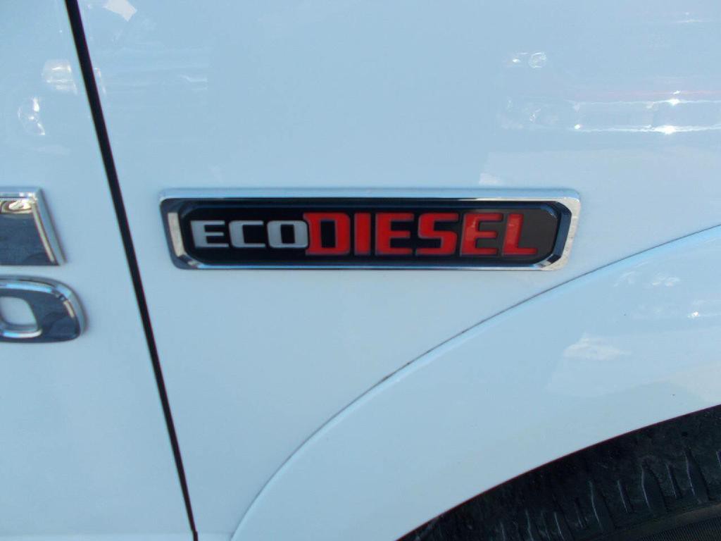 2017 RAM 1500 Image 9