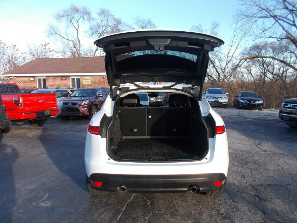 2020 Jaguar F-PACE Image 6