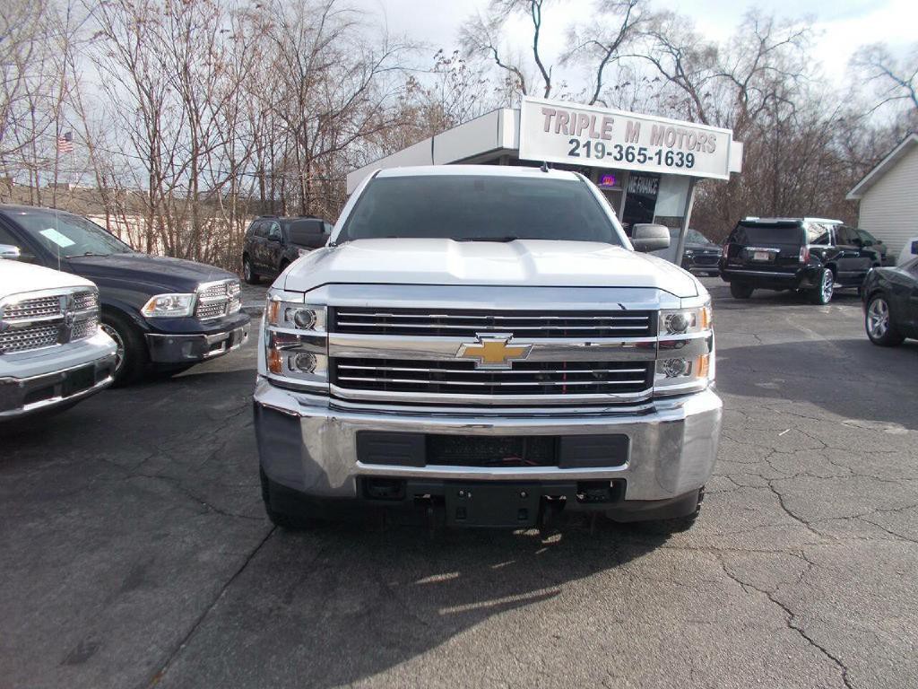 2015 Chevrolet Silverado 1500 Image 2