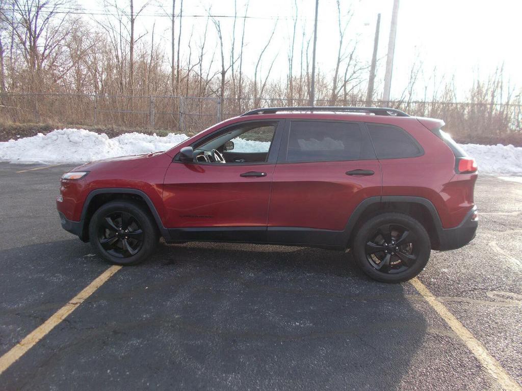 2016 Jeep Cherokee Image 1