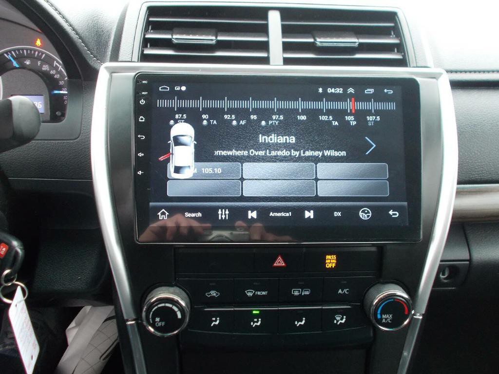 2015 Toyota Camry Image 14