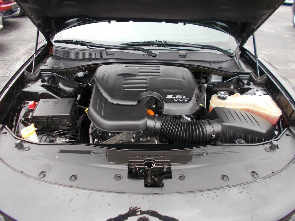 2021 Dodge Charger Image 8