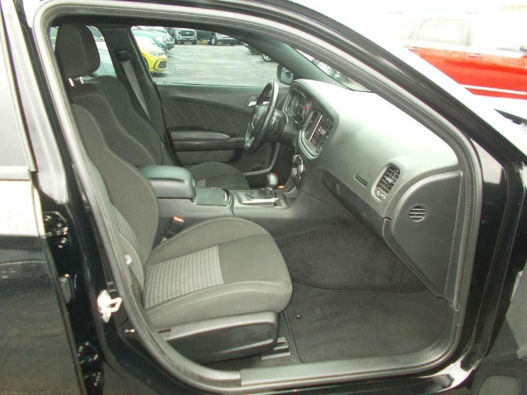 2021 Dodge Charger Image 12