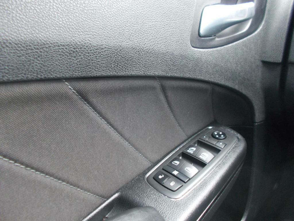 2021 Dodge Charger Image 18