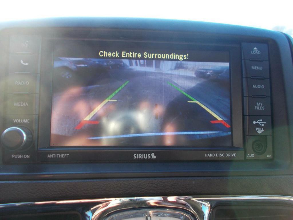 2015 Chrysler Town & Country Image 20