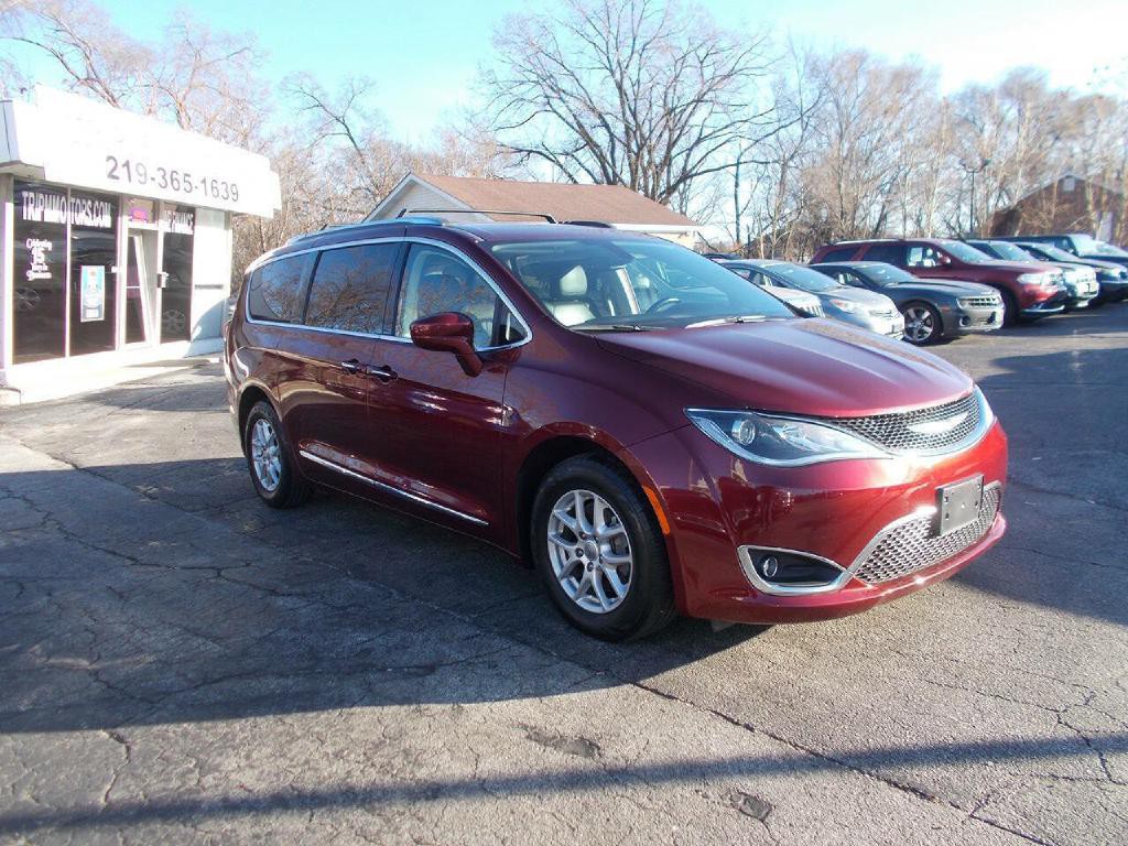 2020 Chrysler Pacifica Image 3