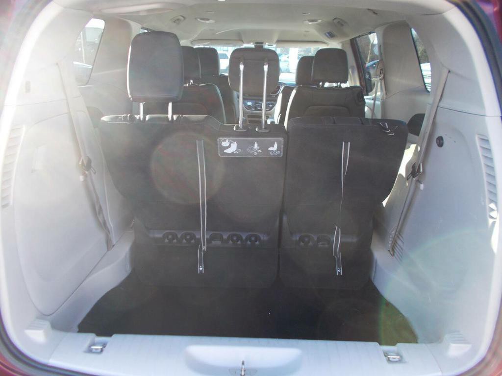 2020 Chrysler Pacifica Image 7