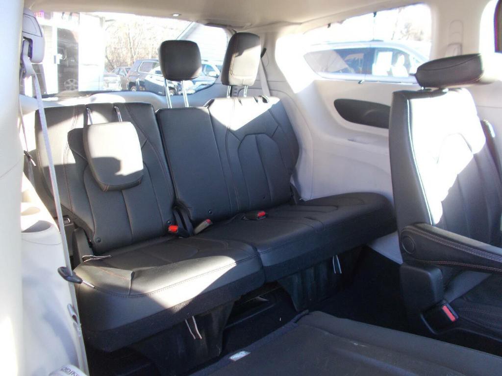 2020 Chrysler Pacifica Image 15