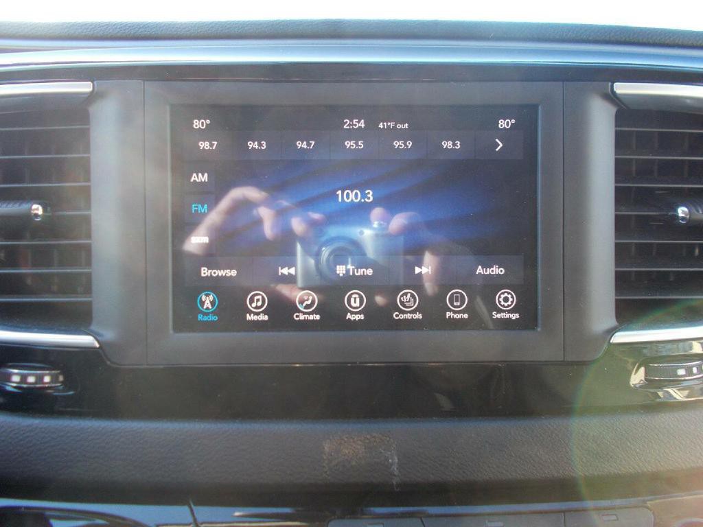 2020 Chrysler Pacifica Image 17