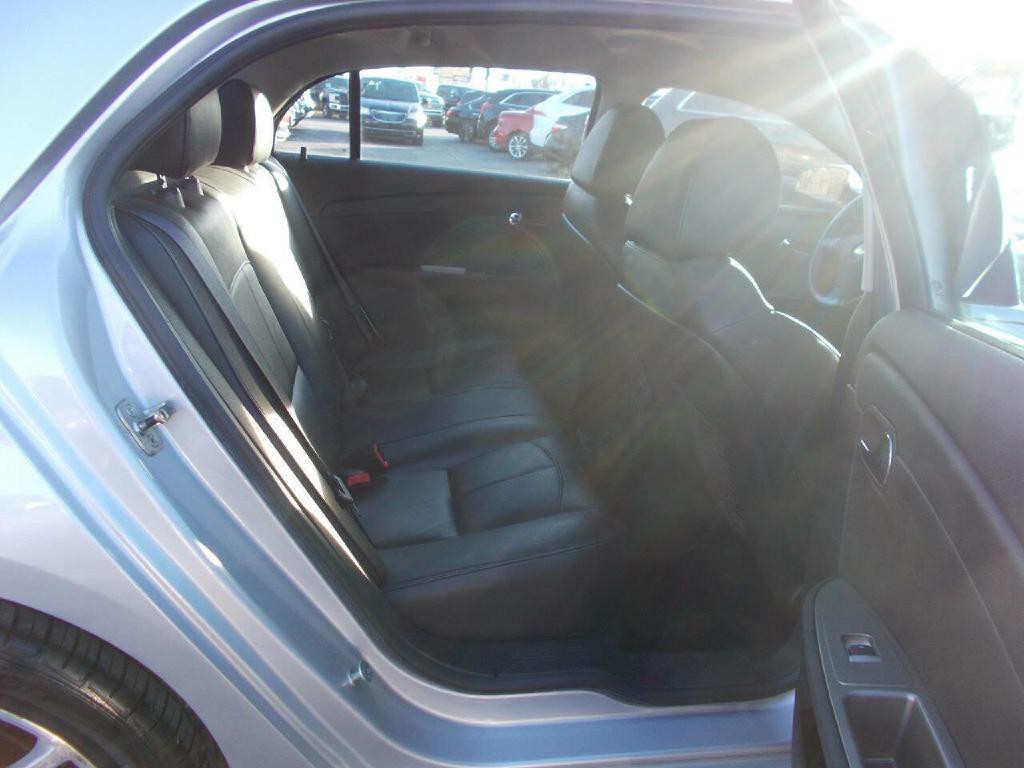 2011 Chevrolet Malibu Image 13