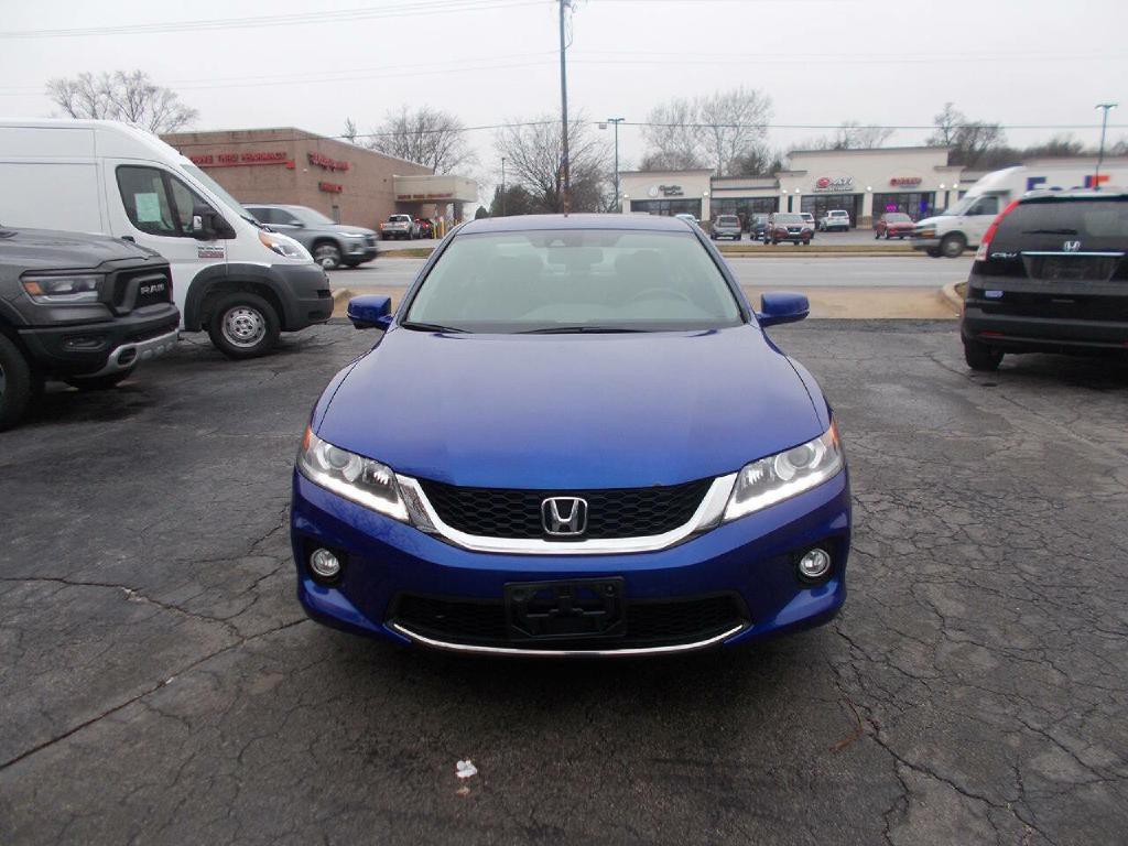 2015 Honda Accord Image 2
