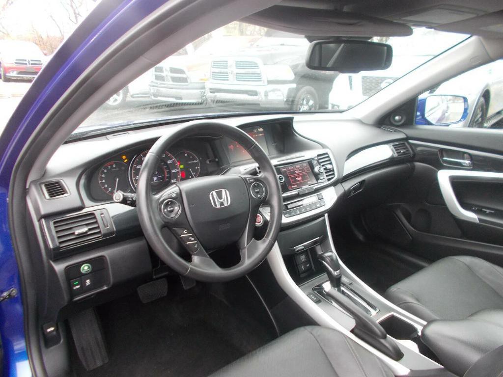 2015 Honda Accord Image 9
