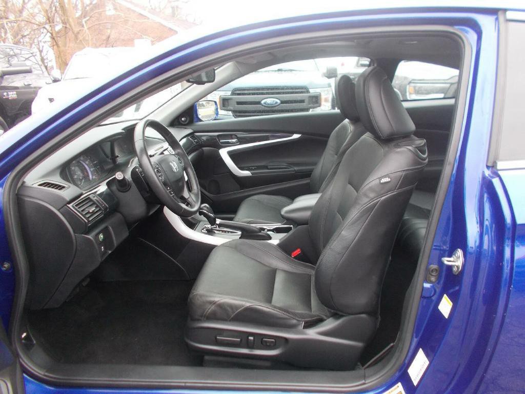 2015 Honda Accord Image 11