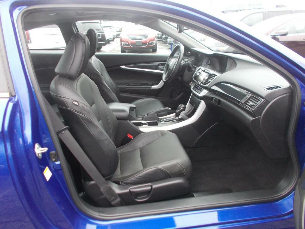 2015 Honda Accord Image 13