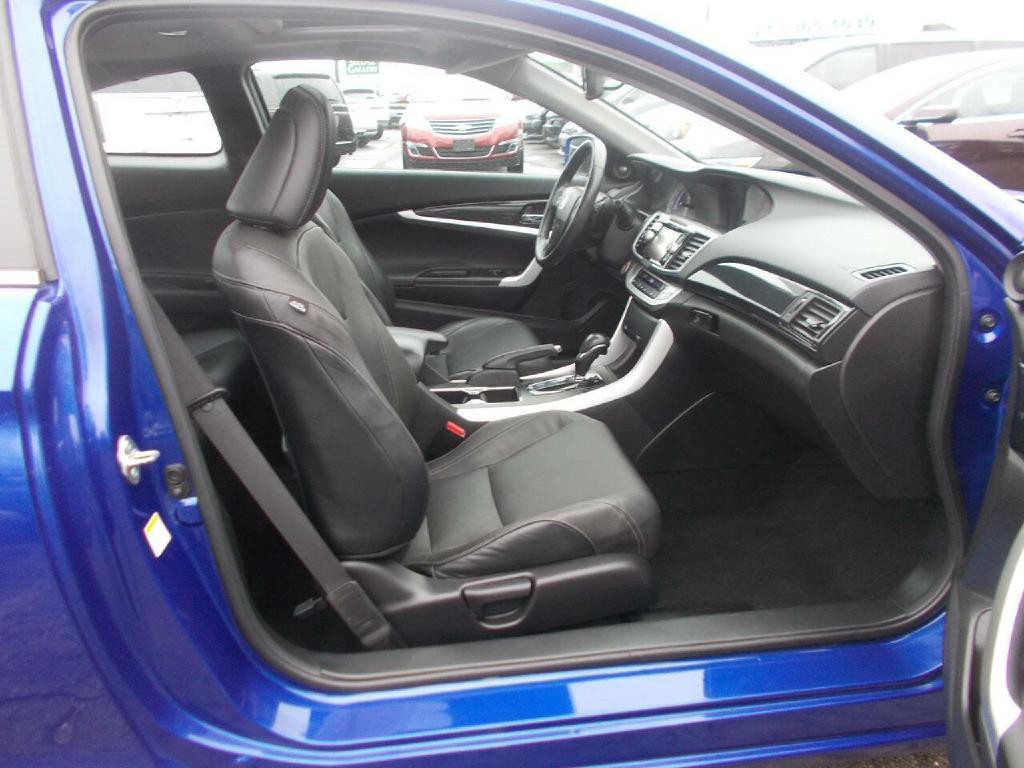 2015 Honda Accord Image 15