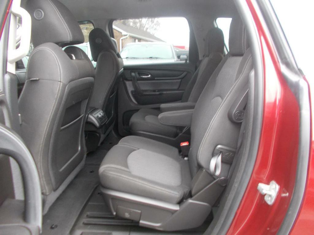 2017 Chevrolet Traverse Image 11