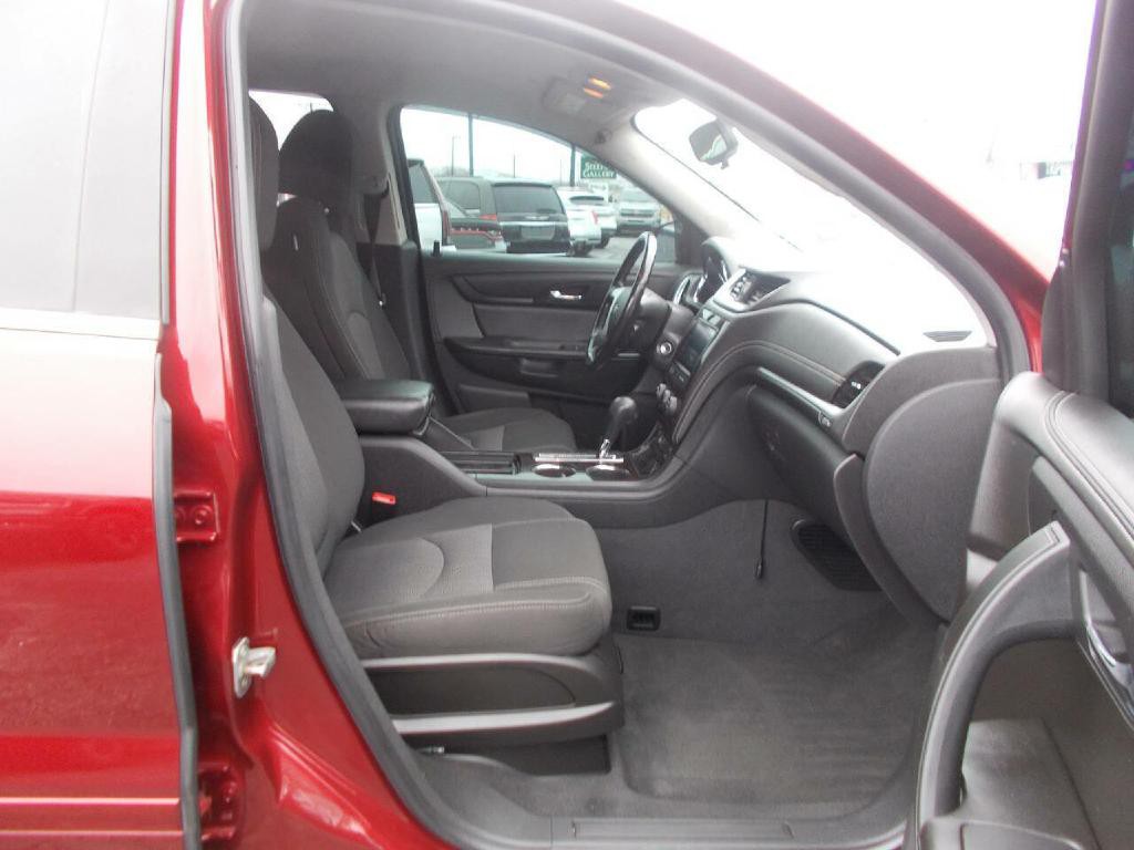 2017 Chevrolet Traverse Image 13