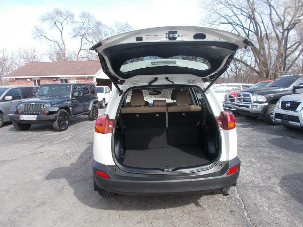 2014 Toyota Rav4 Image 6