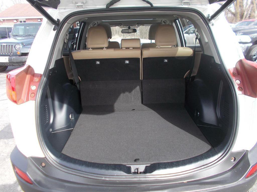 2014 Toyota Rav4 Image 7