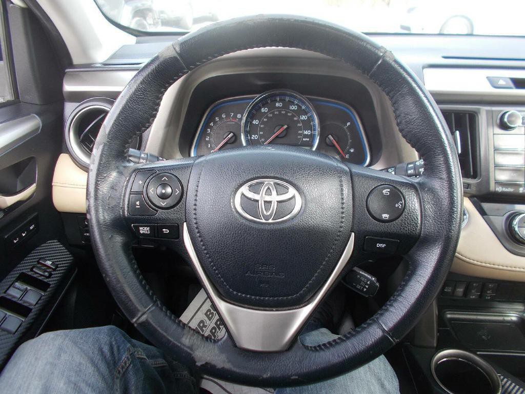 2014 Toyota Rav4 Image 19