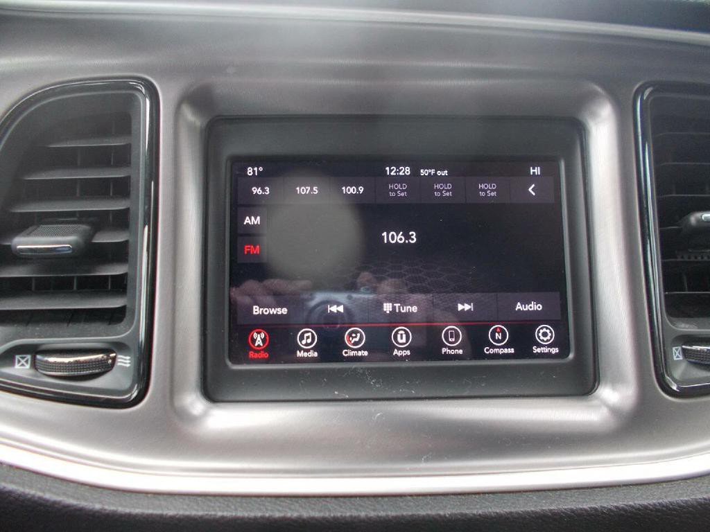 2019 Dodge Challenger Image 15
