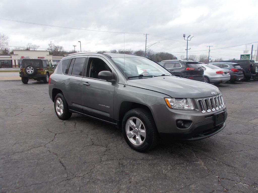 2013 Jeep Compass Image 4