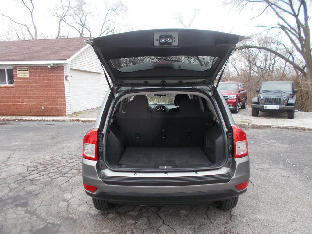 2013 Jeep Compass Image 8