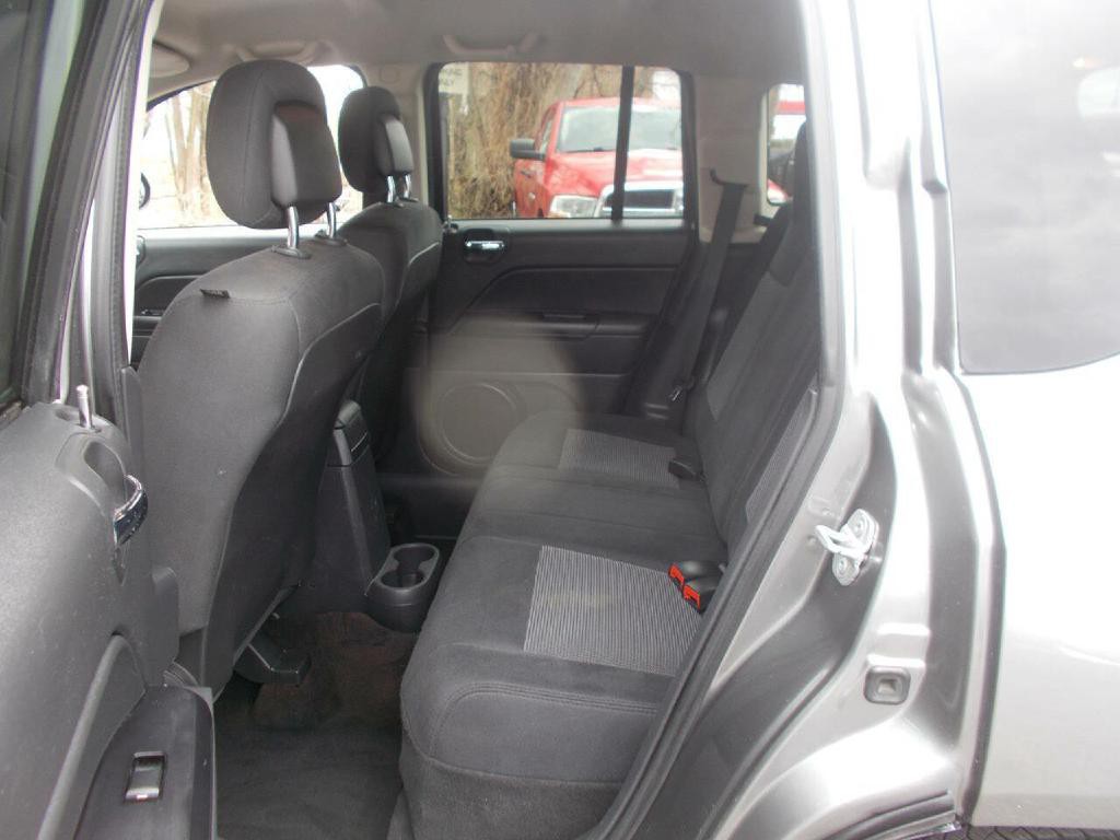 2013 Jeep Compass Image 12