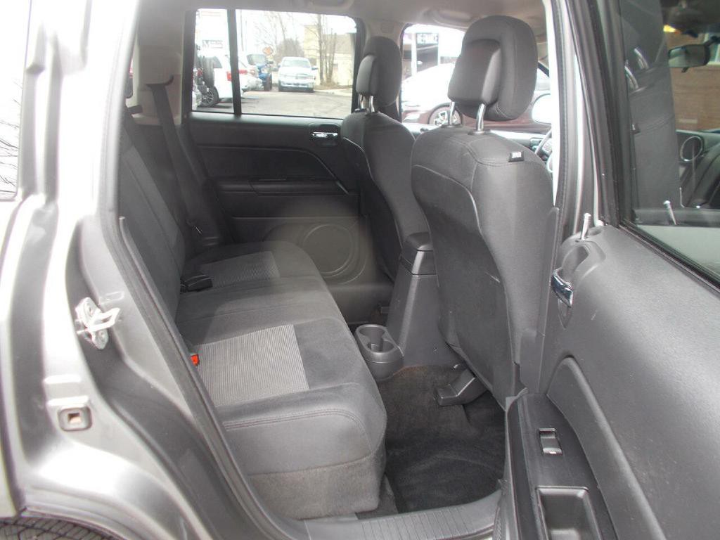 2013 Jeep Compass Image 14