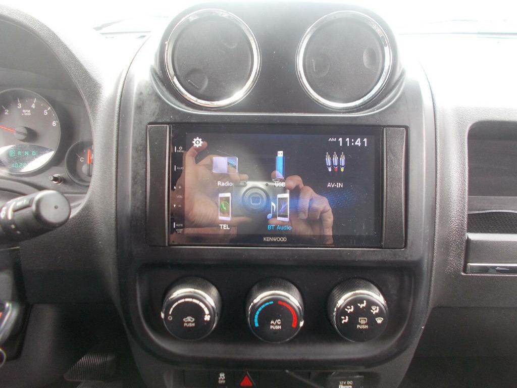 2013 Jeep Compass Image 19