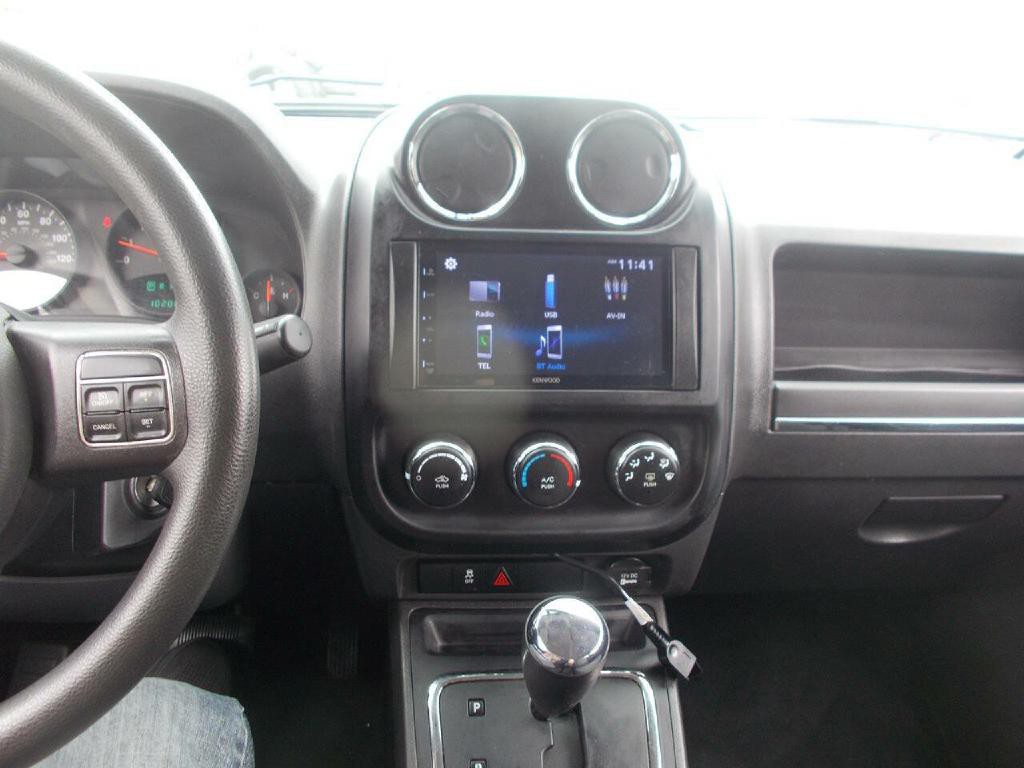 2013 Jeep Compass Image 20
