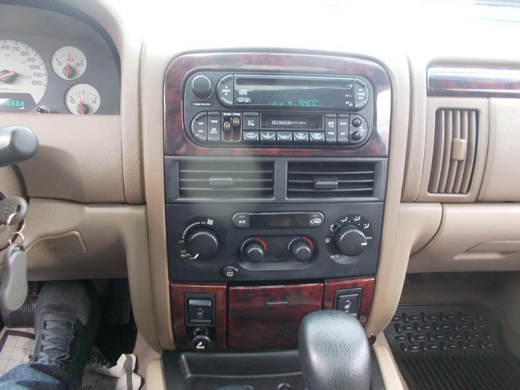 2001 Jeep Grand Cherokee Image 14