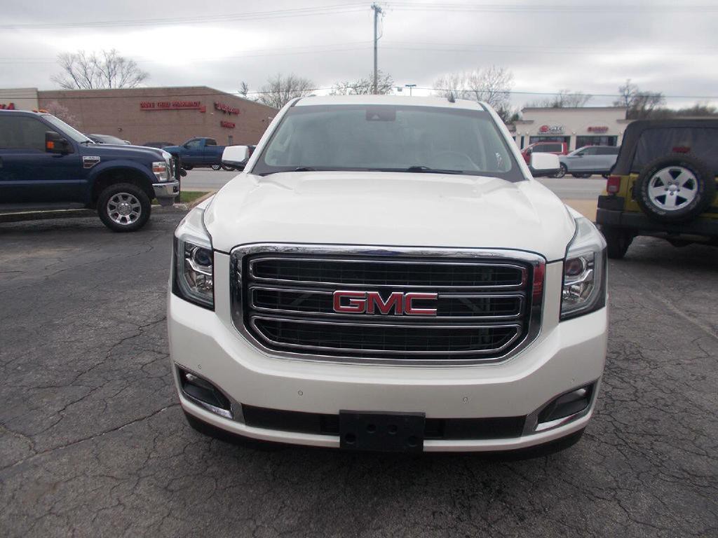 2015 GMC Yukon Image 2