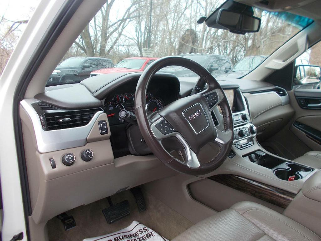 2015 GMC Yukon Image 10