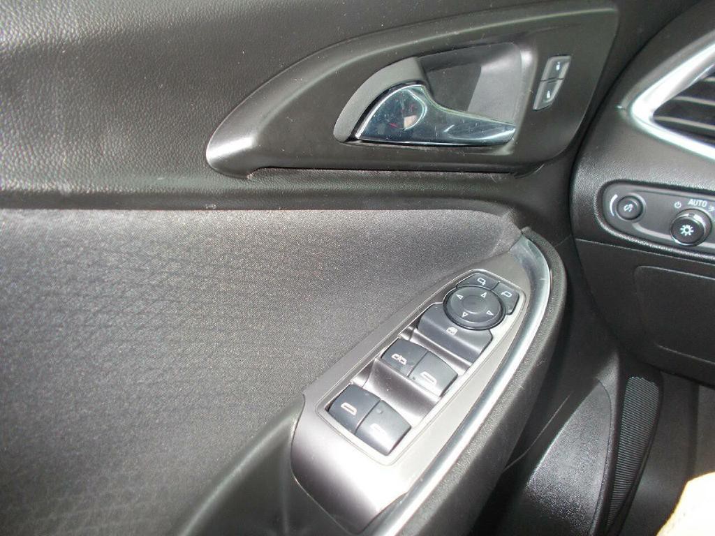 2020 Chevrolet Malibu Image 17