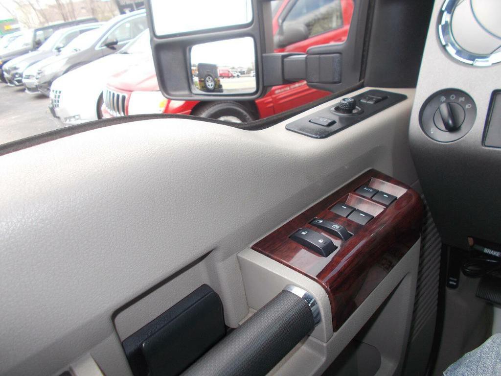 2008 Ford F-350 Image 17