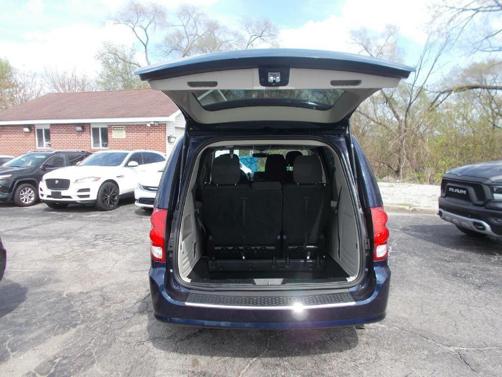 2017 Dodge Grand Caravan Image 6