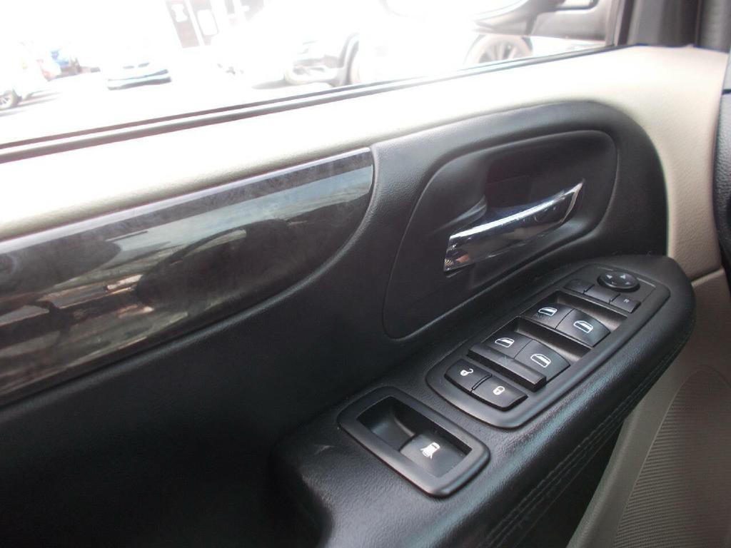 2017 Dodge Grand Caravan Image 21