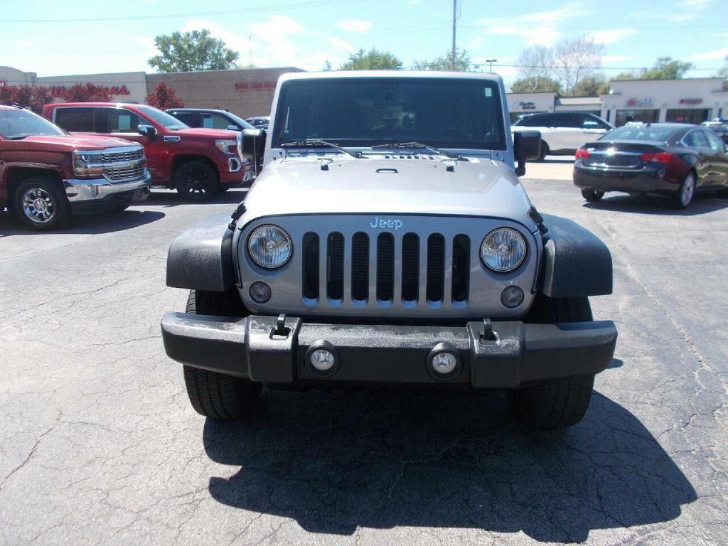 2014 Jeep Wrangler Unlimited Image 2