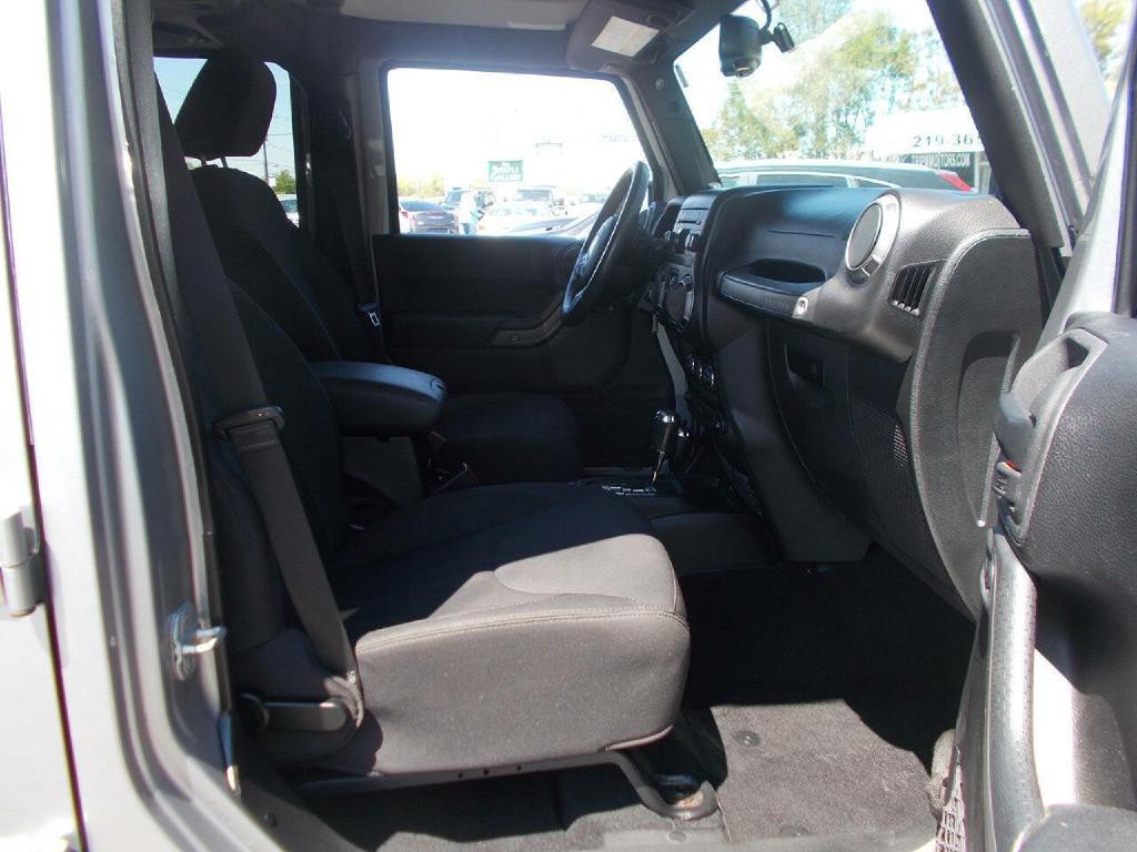 2014 Jeep Wrangler Unlimited Image 13