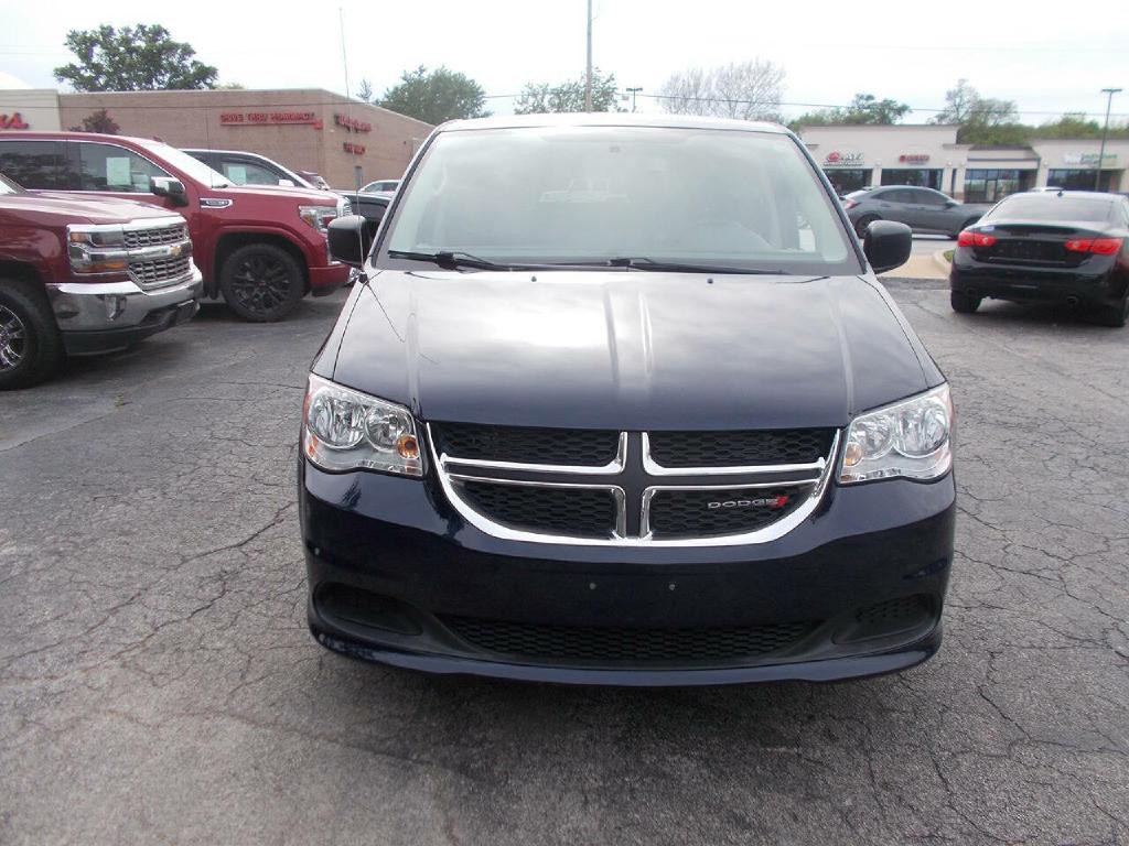 2013 Dodge Grand Caravan Image 2