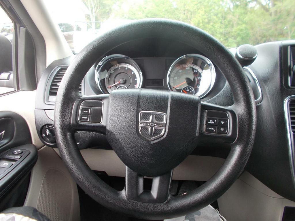 2013 Dodge Grand Caravan Image 17