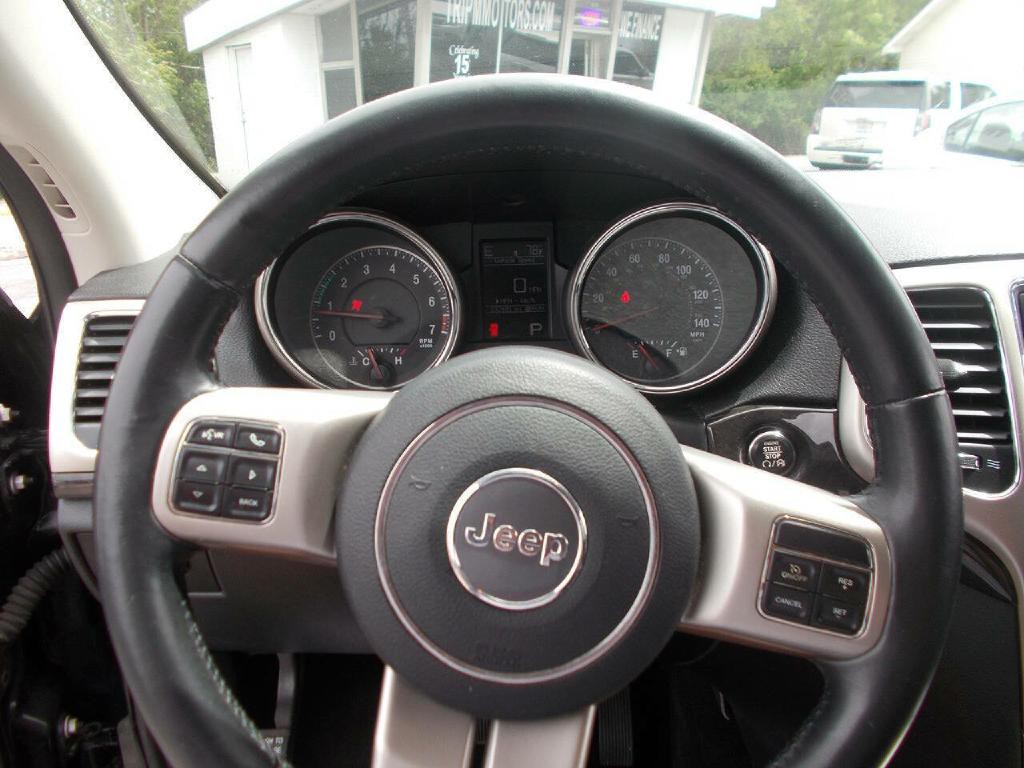 2013 Jeep Grand Cherokee Image 12