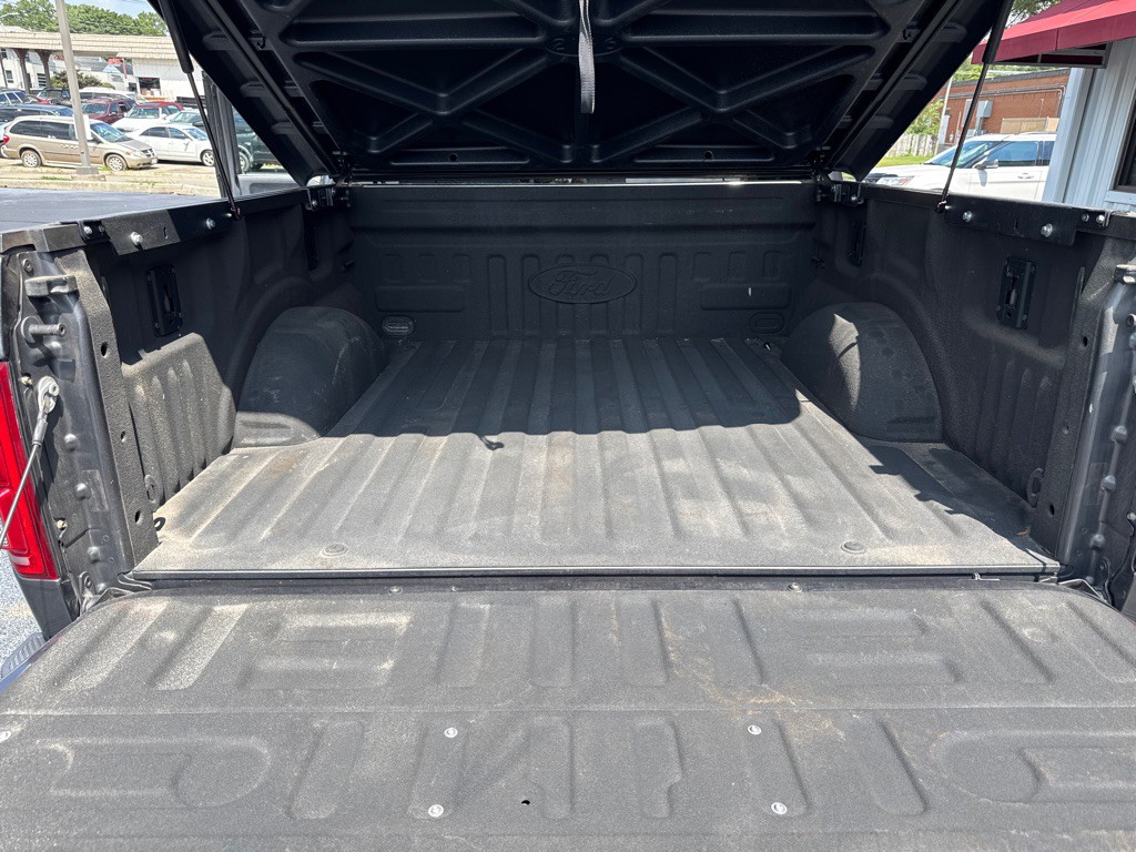 2015 Ford F-150 Image 19