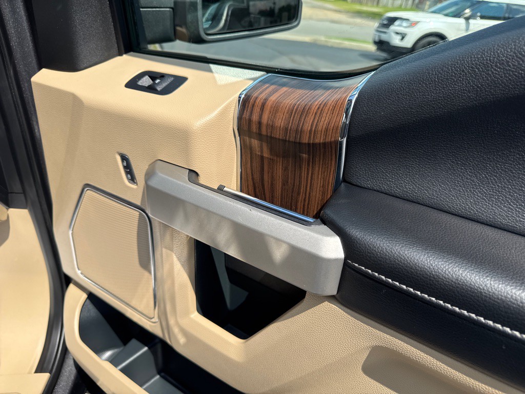 2015 Ford F-150 Image 22