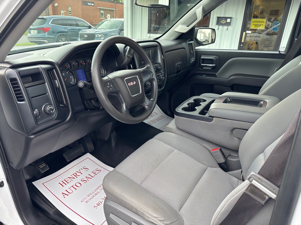 2017 GMC Sierra Image 9