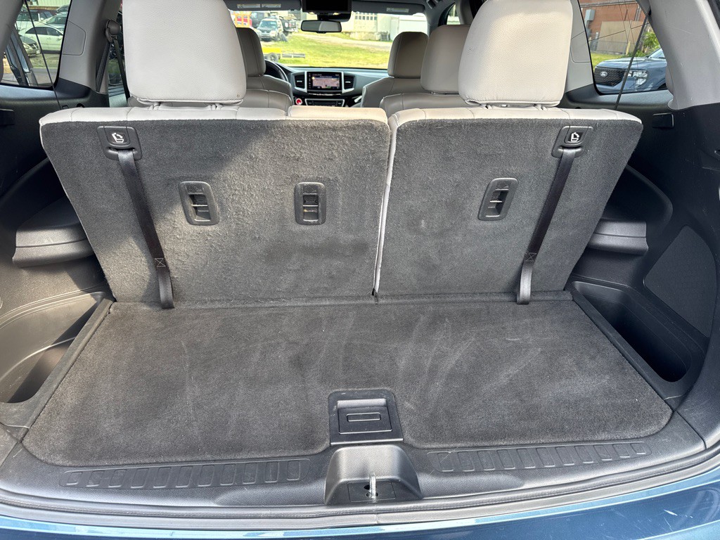2017 Honda Pilot Image 16