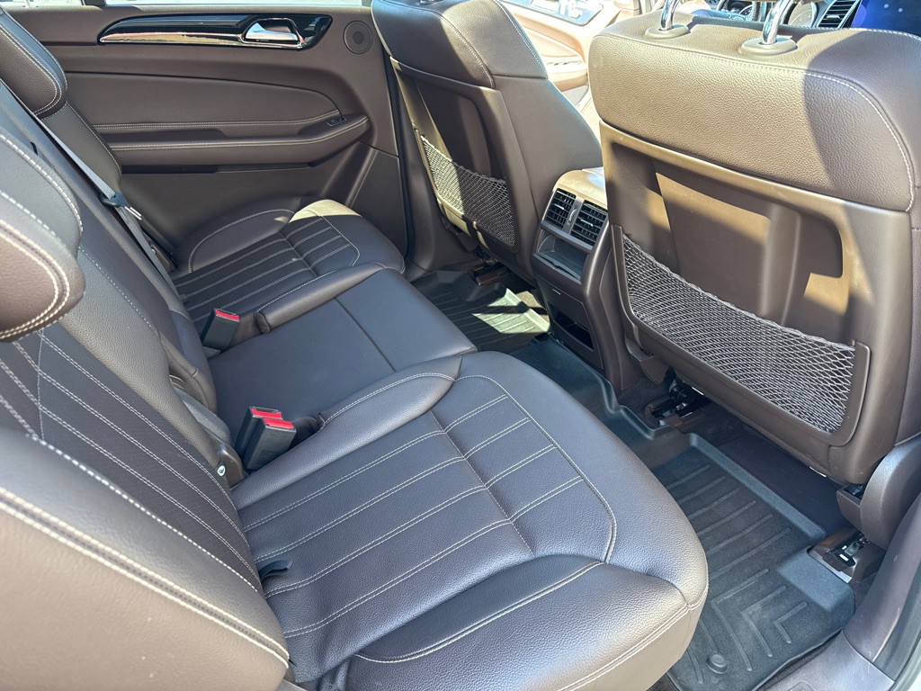 2017 Mercedes-Benz GLS-Class Image 17