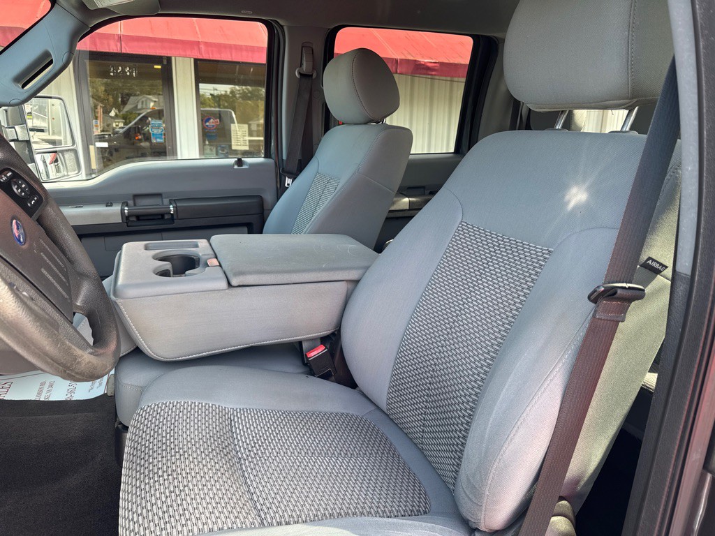 2016 Ford F-250 Image 9