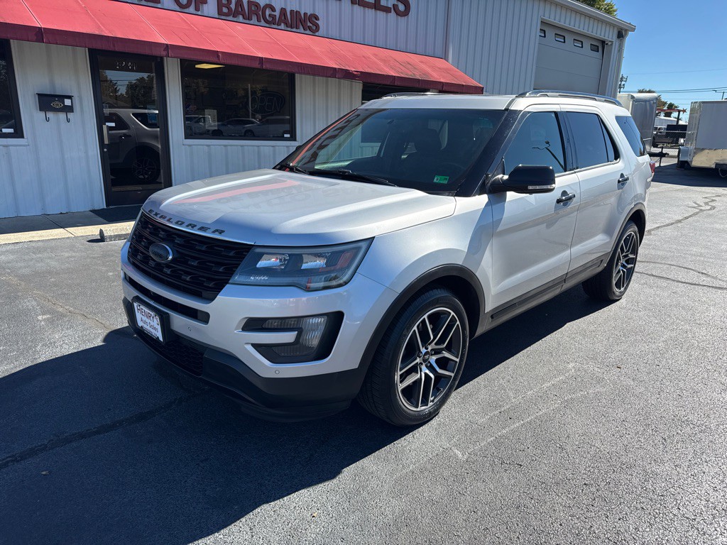 2016 Ford Explorer Image 2